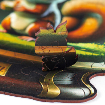 Detalhe da peça de madeira do Puzzle Orbe Esquilo