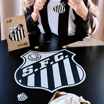 Quebra-Cabeça de Madeira do Santos (Oficial)