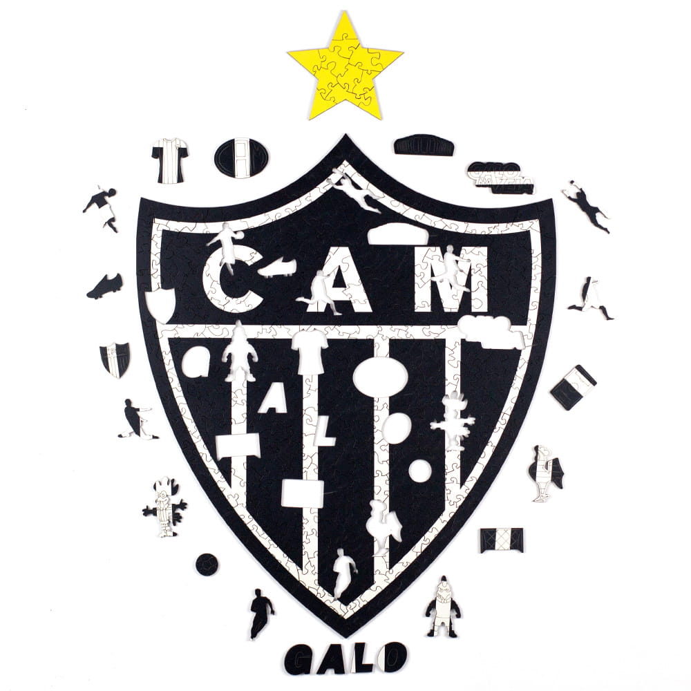 Quebra-cabeça do Atlético Mineiro montado com peças temáticas espalhadas ao redor