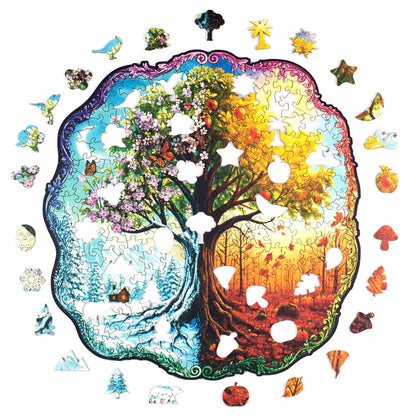 Quebra-cabeça de madeira Puzi Quatro Estações montado com diversas peças temáticas ao redor, incluindo animais, flores e elementos climáticos